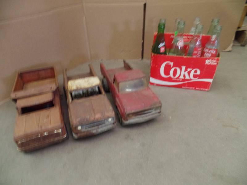 Vintage Toys & Bottles