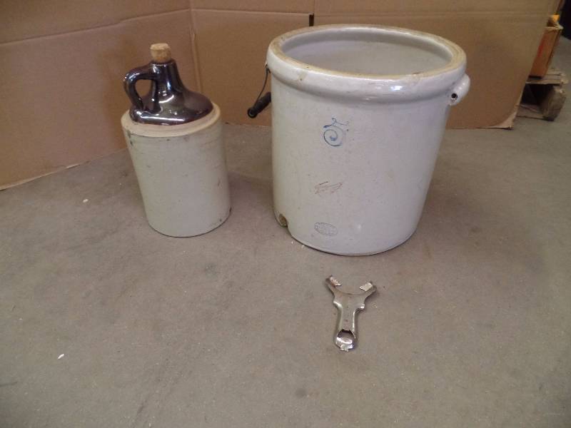 Vintage-like Containers