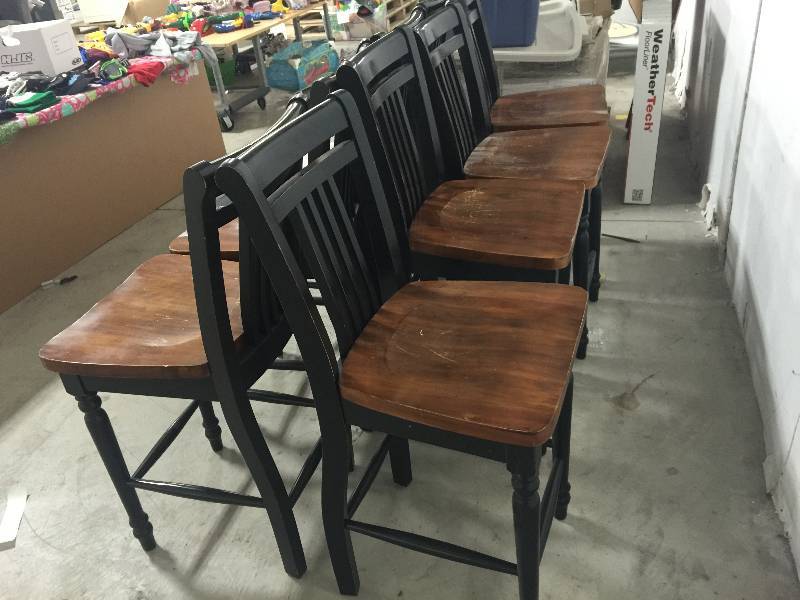 lot 7 image: Bar Stools With Backs (set of 8)