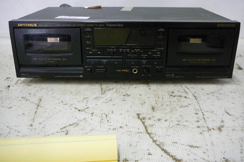 lot 61 image: Optimus Stereo Cassette Deck SCT-52