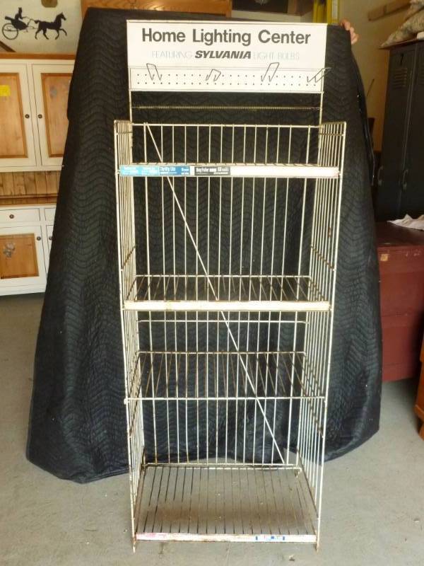 lot 14 image: Vintage Store Display Rack