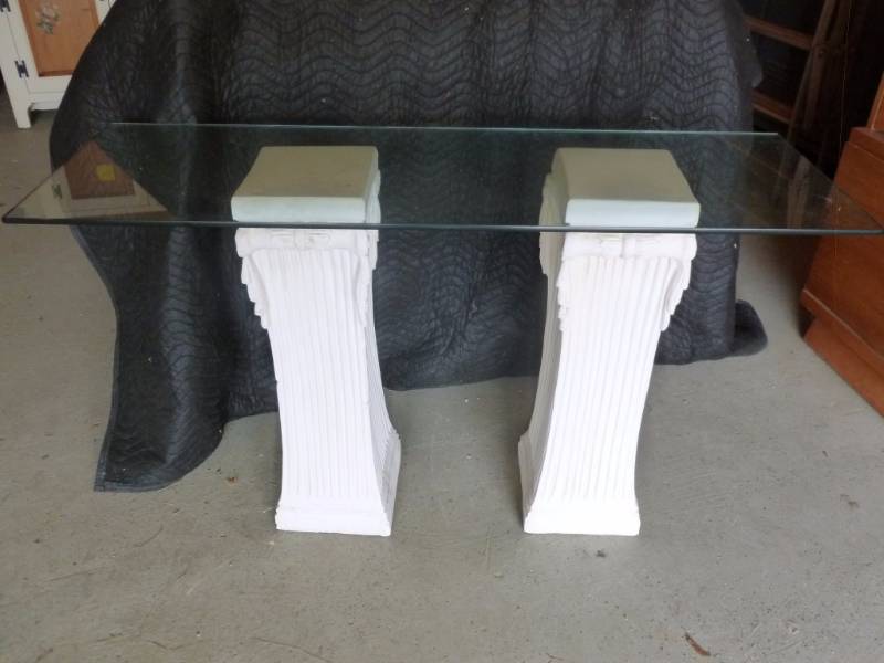 lot 24 image: Glass Top Sofa Table