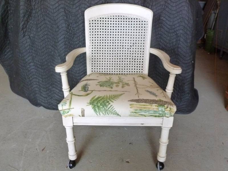 lot 35 image: Painted Wood Captains Chair