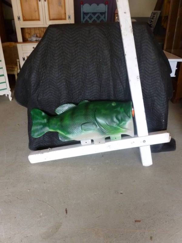 lot 51 image: Large Bass Mailbox
