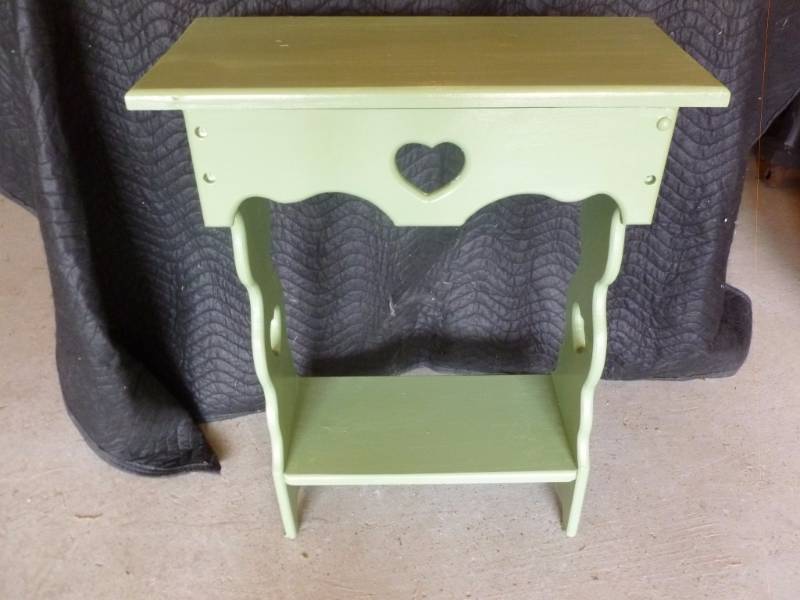 lot 58 image: Painted Wood Plant Stand Table