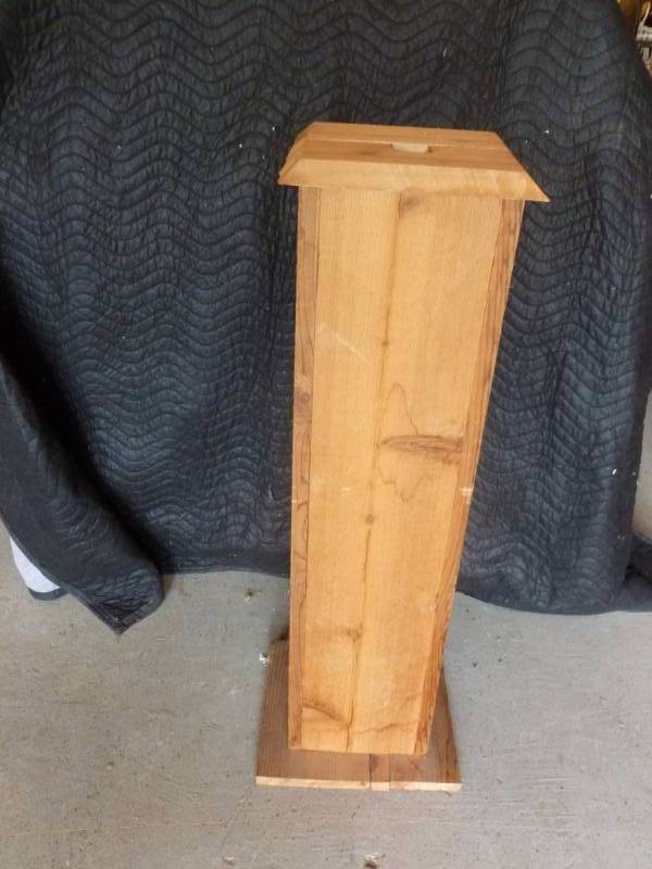 lot 76 image: Large Wooden Plant Stand