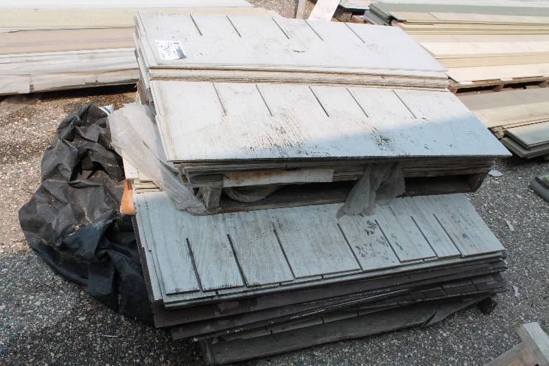 lot 29 image: Lot of Nichiha Shake Exterior Siding 16 x 48 716 Thick White app. 130 ct.