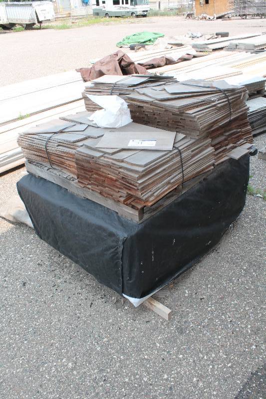 lot 31 image: Pallet Lot of #1 Red Cedar Sidewall Shingles Watkins Ssawmills LTD. Exterior Shake Siding app. 300 ct.