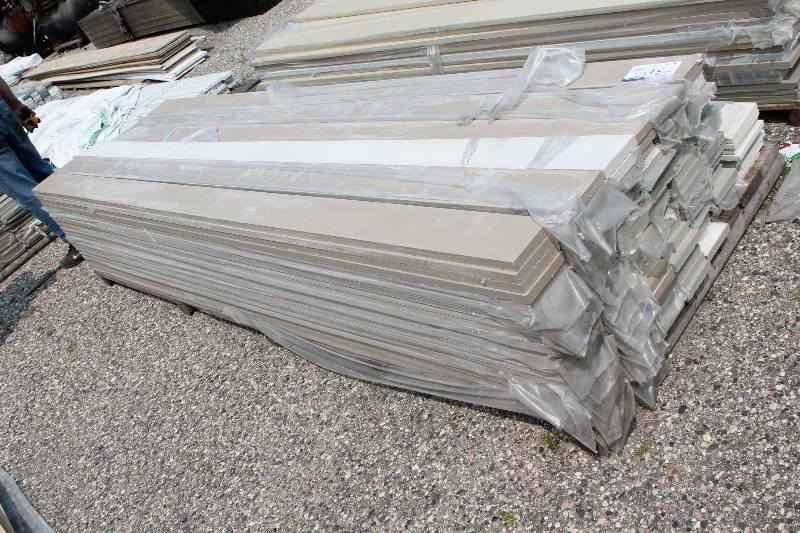 lot 51 image: Lot of James Hardie XLD Color Plus Exterior Siding 6 x 10 54 Thick app. 120 ct.