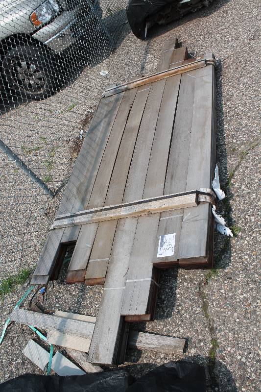 lot 53 image: Lot of James Hardie XLD Color Plus Exterior Siding 8 x 10 54 Thick app. 100 ct.