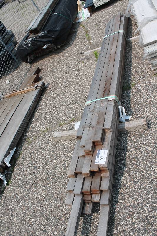 lot 55 image: Lot of Cedar Trim 3 x Miscellaneous Length 1 Width app. 50 ct.