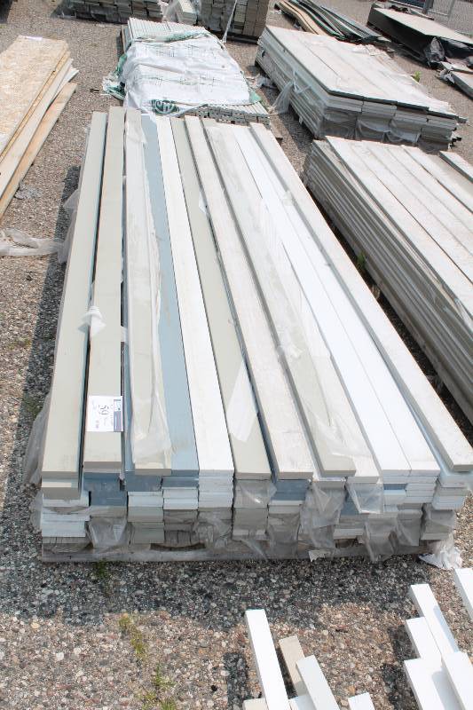 lot 59 image: Lot of James Hardie XLD Exterior Siding 5.25 x 10 54 Thick app. 120 ct.