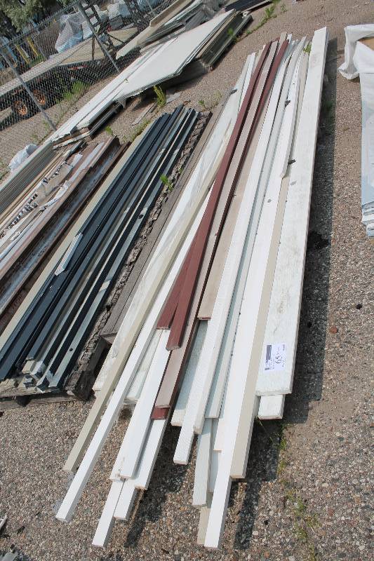 lot 65 image: Lot of Miscellaneous PVC Plastic Trim For Exteriors 3 - 6 1 Width app. 40 ct.