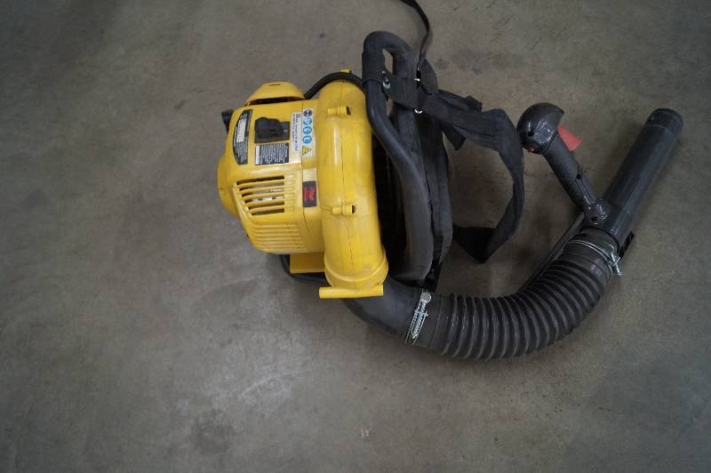 Leaf Blower
