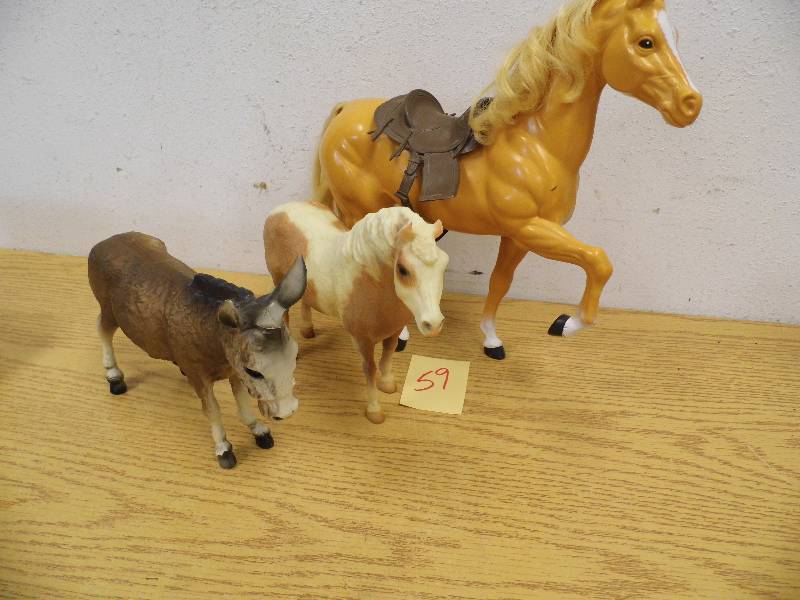 2 Horses & 1 Mule