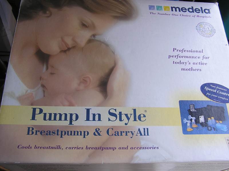 lot 46 image: MEDELA BREAST PUMP KIT  missing pcs.