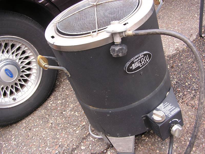lot 15 image: BIG EASY TURKEY PROPANE CONVECTION COOKER