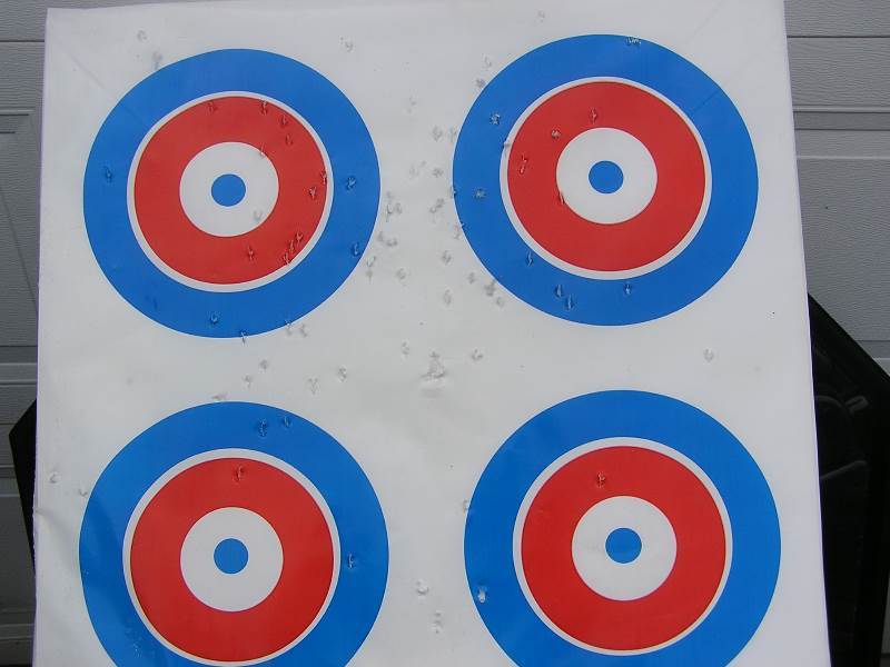 lot 24 image: ARCHERY TARGET