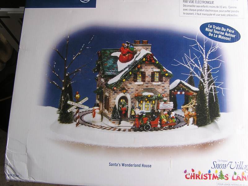 lot 29 image: DEPT 56 SNOW VILLAGE SANTAS WONDERLAND HOUSE.  TRAIN