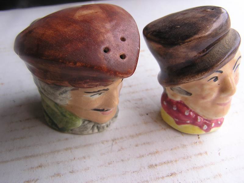 lot 93 image: SALT AND PEPPER DOULTON 