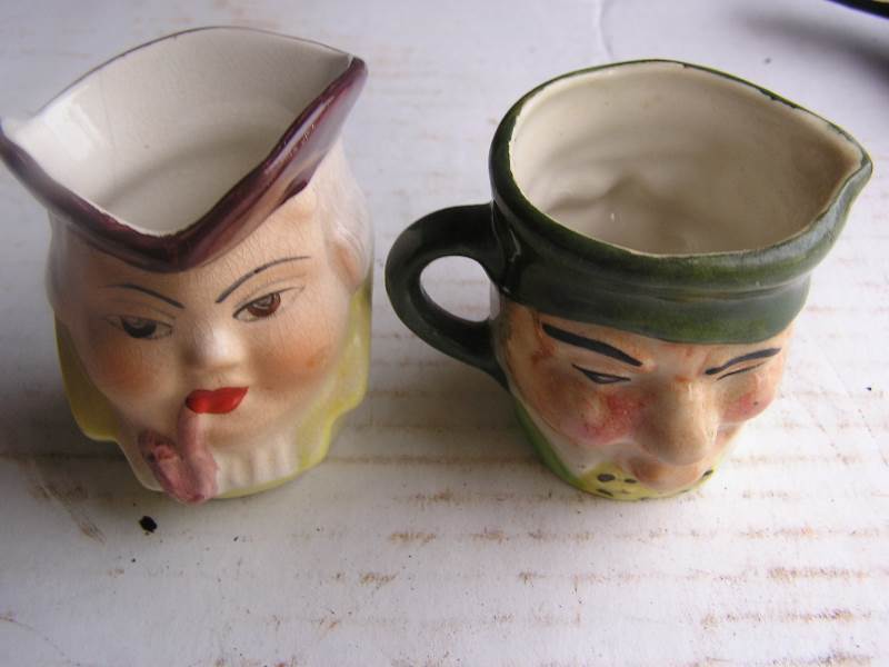 lot 95 image: SET OF 2 SMALL PITCHERS 1 IS ARTONE