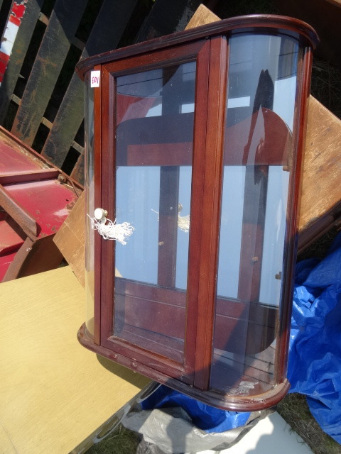 Mirrored Back Cabinet