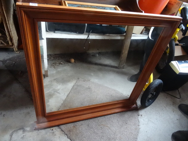lot 24 image: Mirror