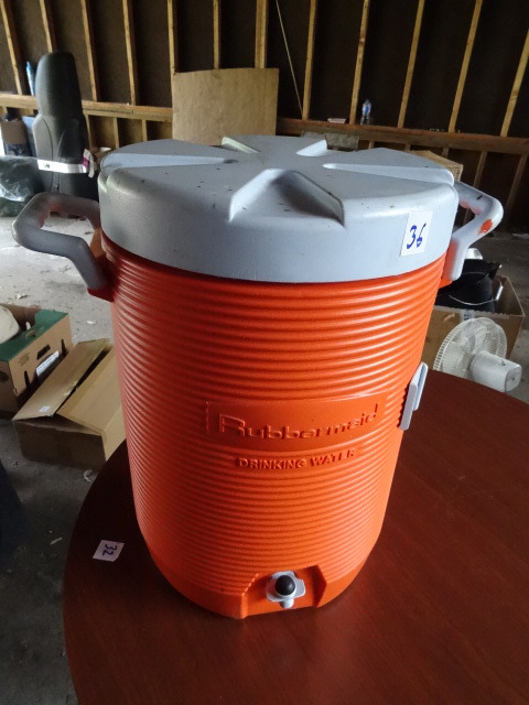 lot 36 image: Drink Cooler