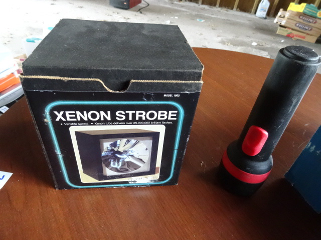 lot 86 image: Strobe Light