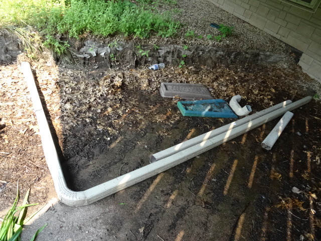 lot 103 image: Gutter Parts