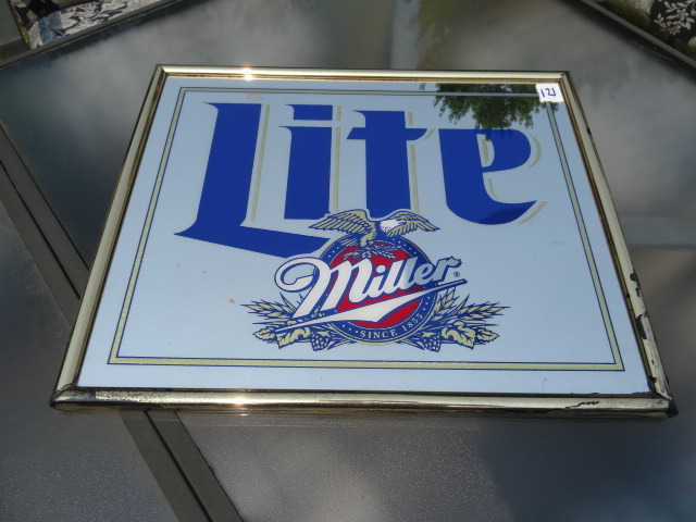 lot 121 image: Mirror