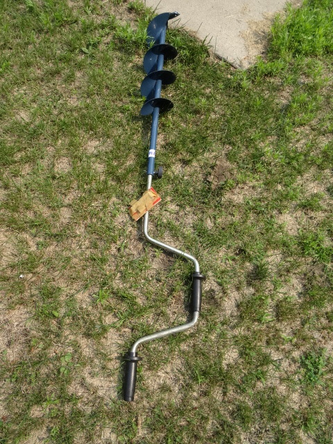 lot 133 image: Ice Auger