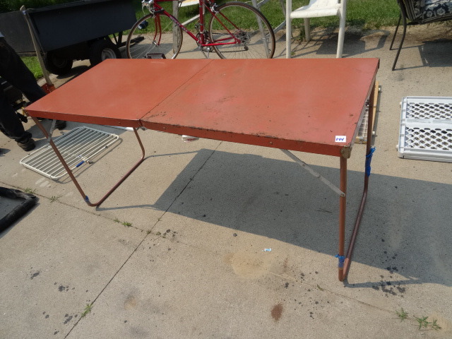 lot 144 image: Table