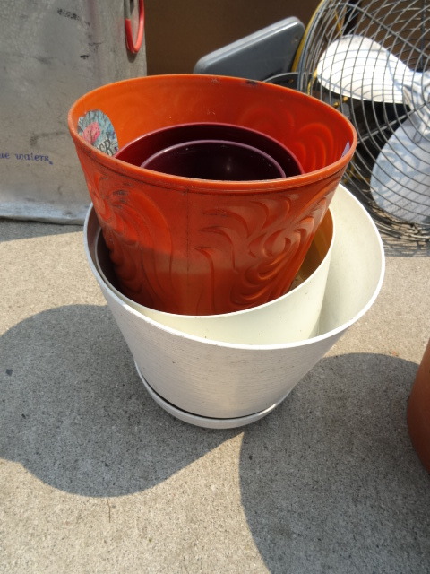 lot 154 image: Flower Pots