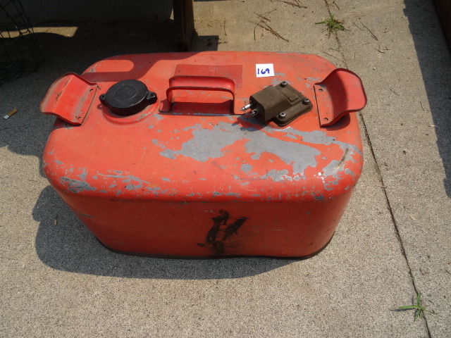 lot 169 image: Outboard