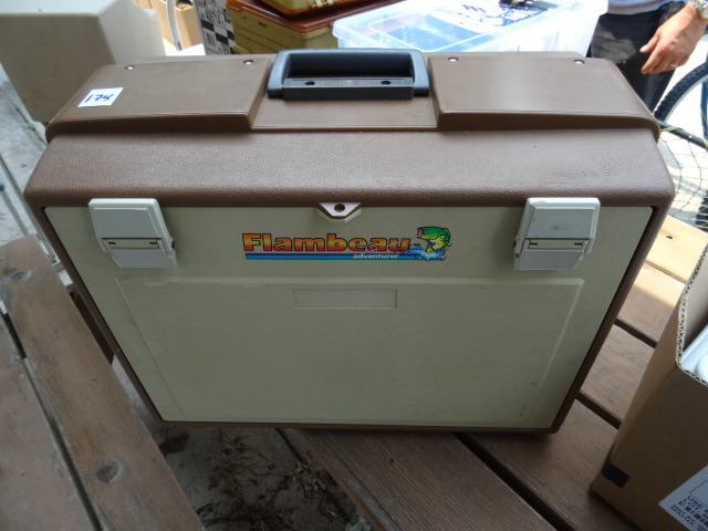 lot 174 image: Tackle Box