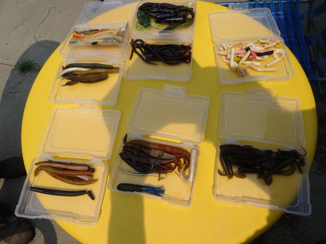 lot 175 image: Bass Baits