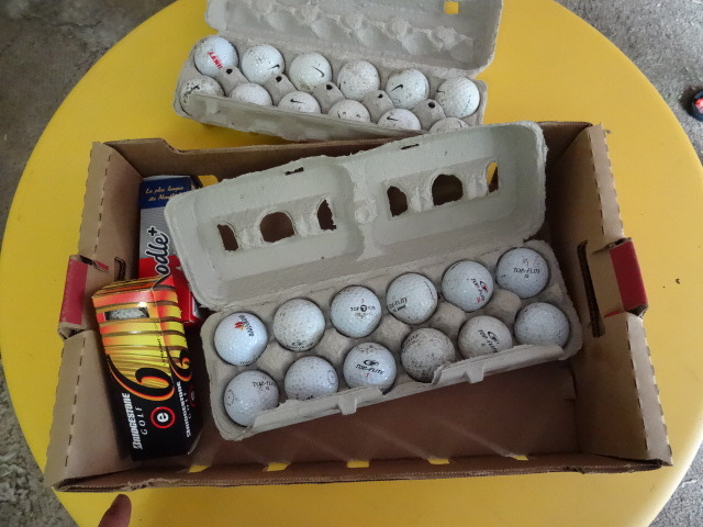 lot 208 image: Golf Balls