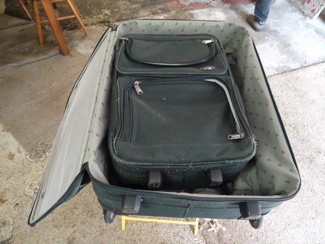 lot 210 image: Luggage