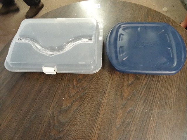 lot 315 image: Cake Pan