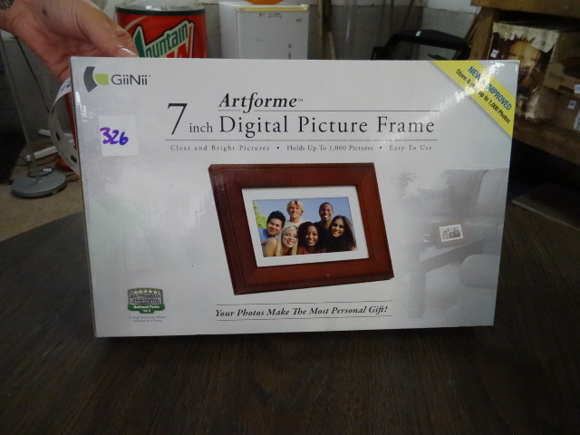 lot 326 image: DIgital Picture Frame
