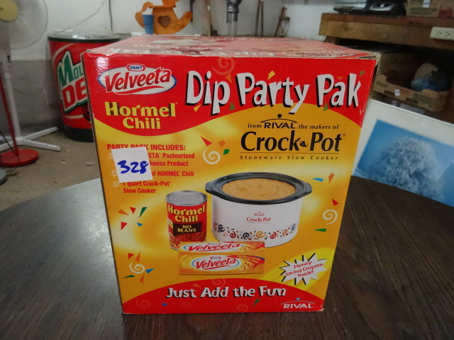 lot 328 image: Rival Crock Pot