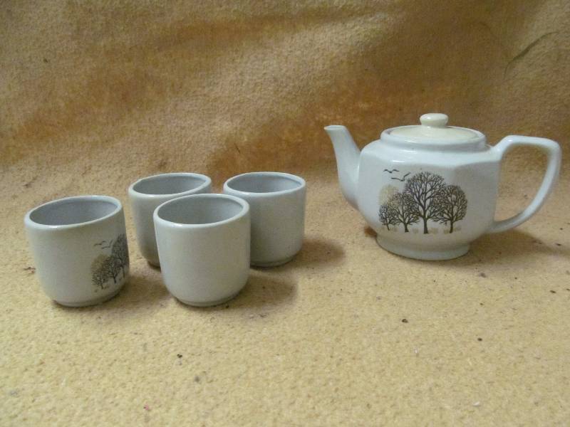Saki set