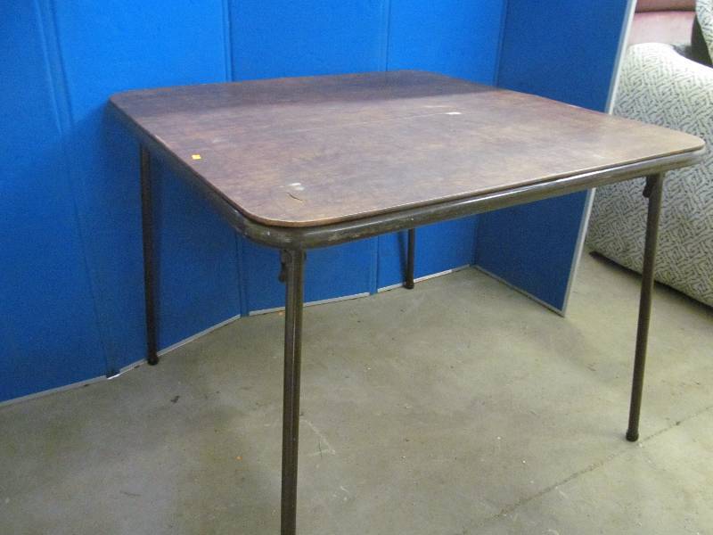Foldable Table
