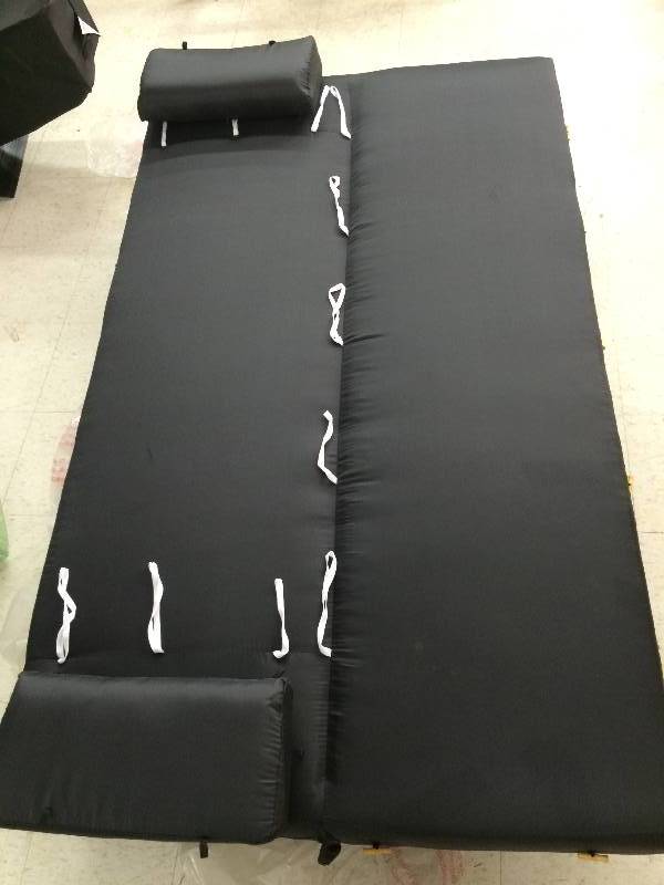 lot 18 image: black clik clak futon with under storage