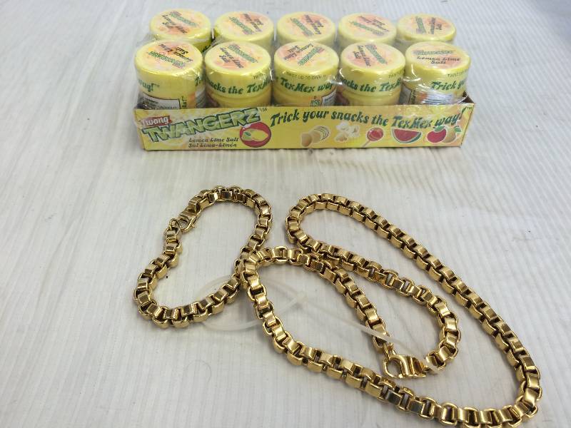 lot 96 image: twangerz lemon salt ,  gold chain and bracelet