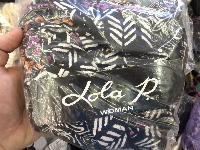 lot 108 image: 150 pieces of brand new clothing  lola p, steve harvey , ambercrombie ,stacy adams lots more brands