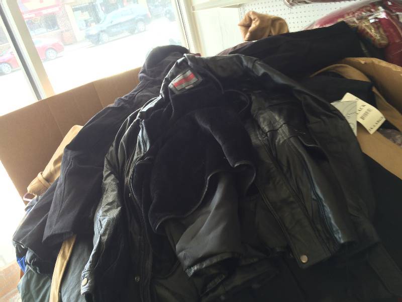 lot 116 image: 133 Brand new coats, jackets, carhartts lots of different name brands