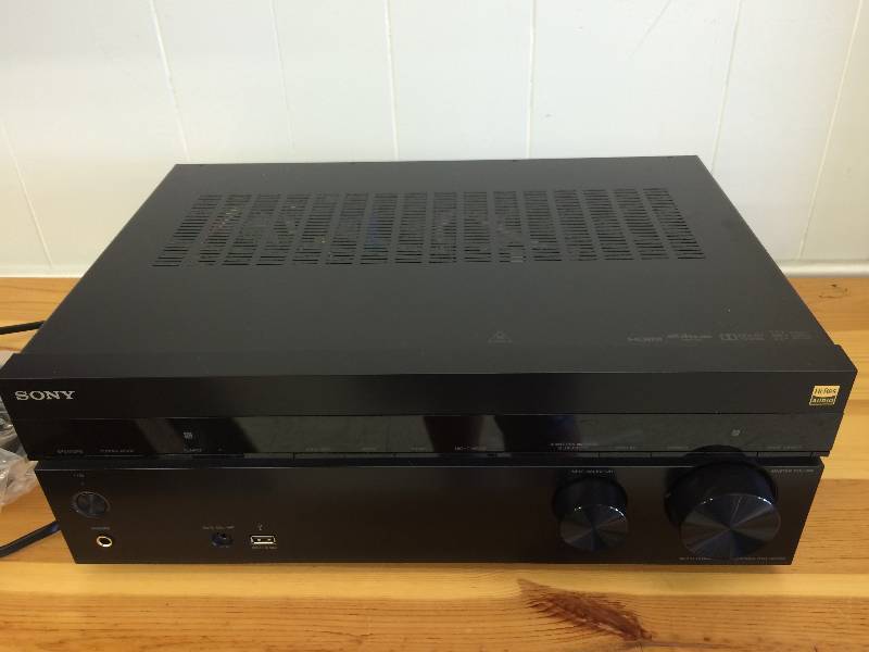 lot 141 image: Sony STRDH750 7.2 Channel 4K AV Receiver retail $349