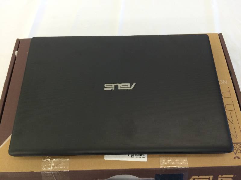 lot 170 image: ASUS X551 15.6-inch Laptop